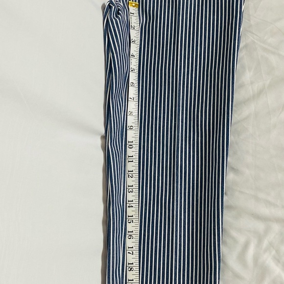LOFT Striped Navy and White Cropped Pants Stretchy THE RIVERA SLIM runs big - Picture 8 of 9